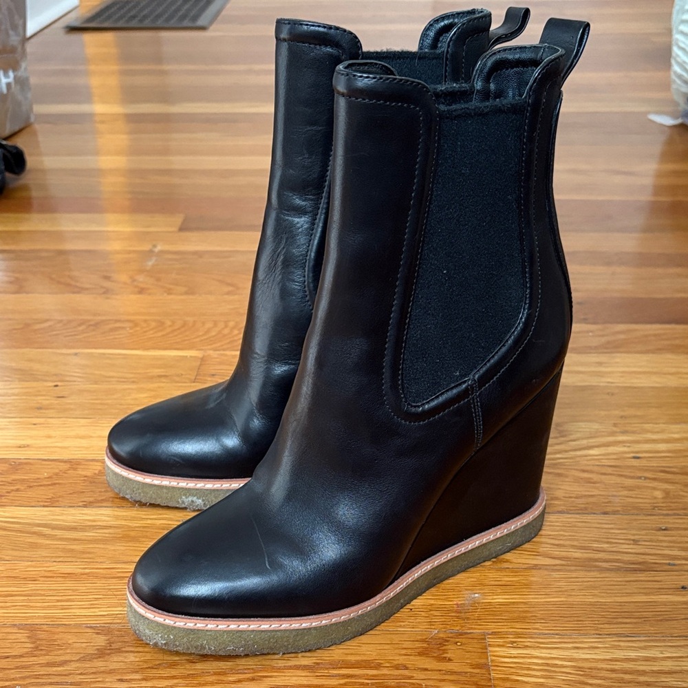 Veronica Beard Aari wedge bootie